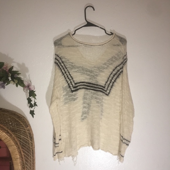 Wild Fox Distressed Sweater - Picture 3 of 4